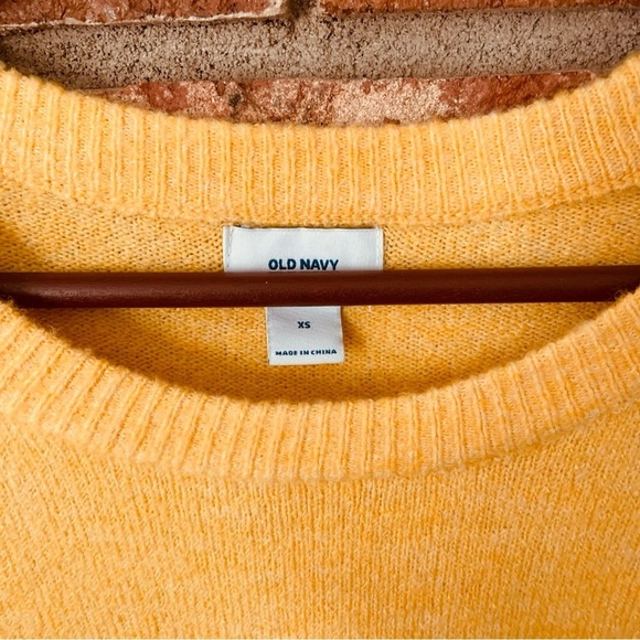 Old Navy Golden Yellow Long Sleeve Crewneck Sweater - Picture 3 of 4